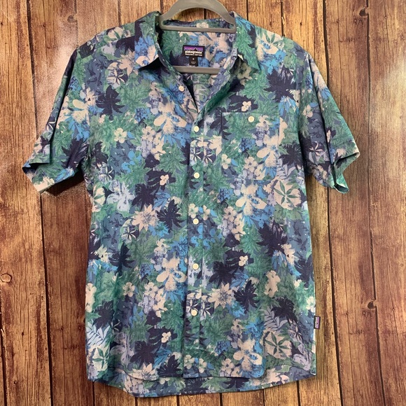 Patagonia Other - Patagonia Floral Hawaiian Button Up Shirt